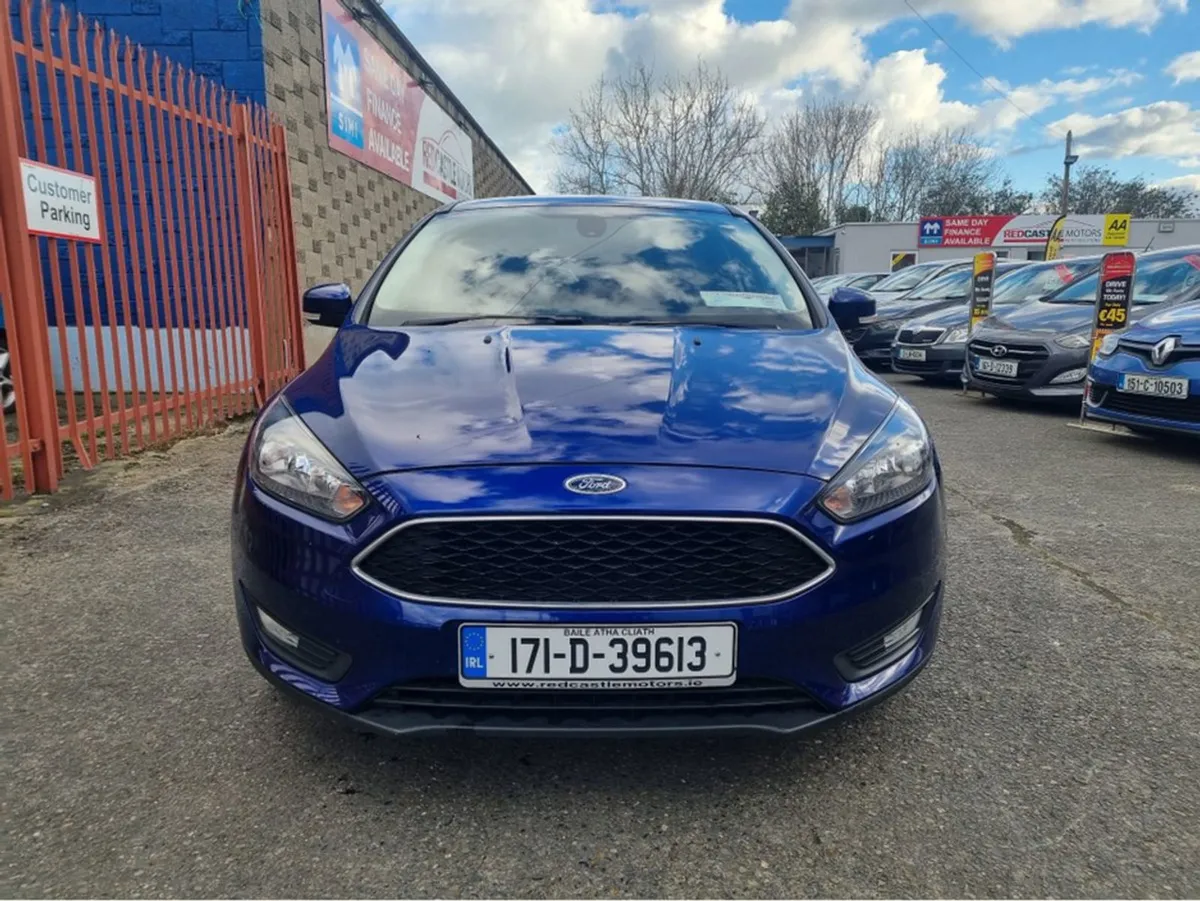 Ford Focus Zetec 5DR 1lt (sold) - Image 2