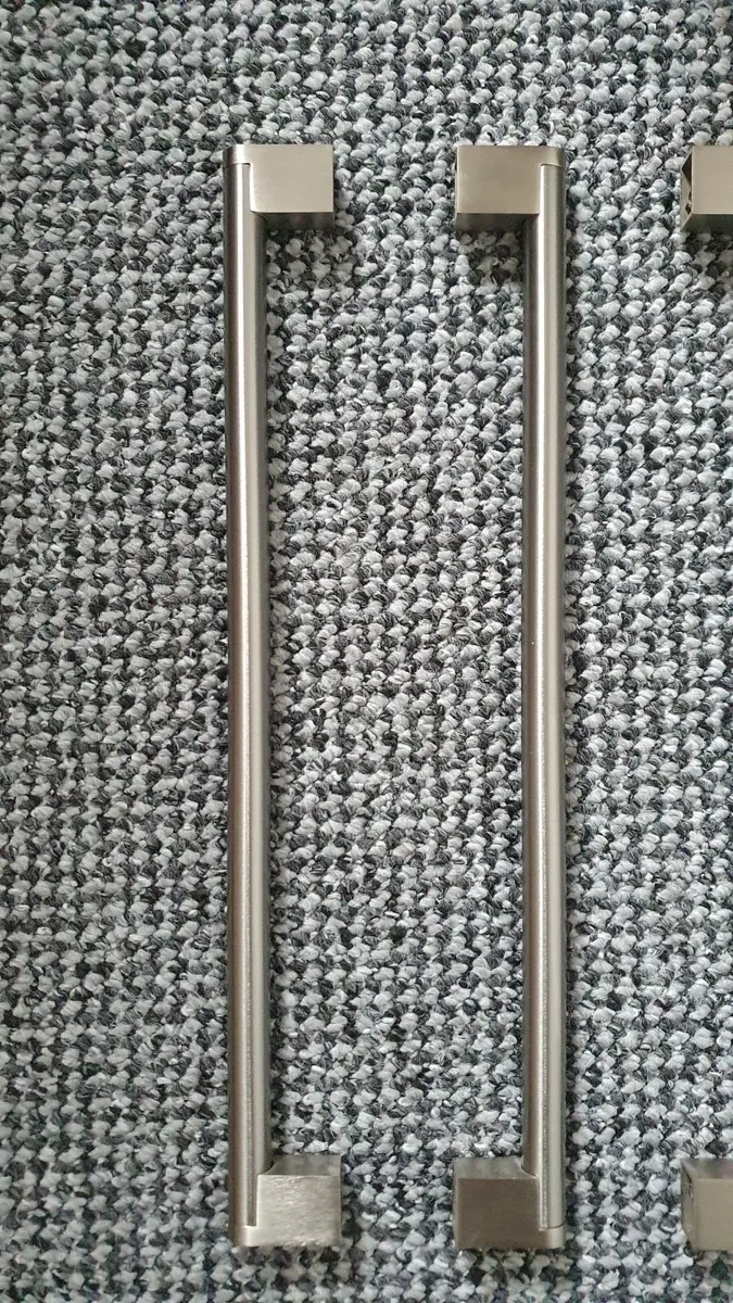 Wardrobe handles - Image 4