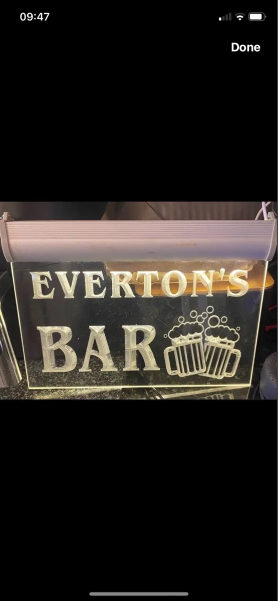 Illuminated Everton’s Bar Sign - Image 1