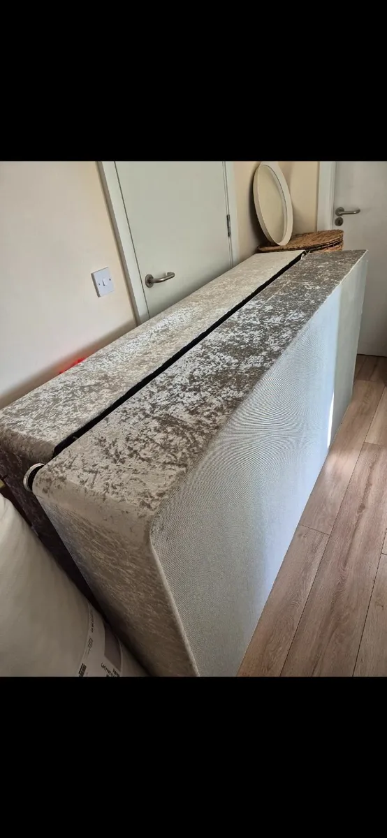 Free 2 x Single bed base dfi crushed 100 e both - Image 2