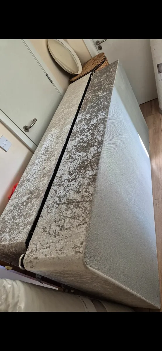 Free 2 x Single bed base dfi crushed 100 e both - Image 3