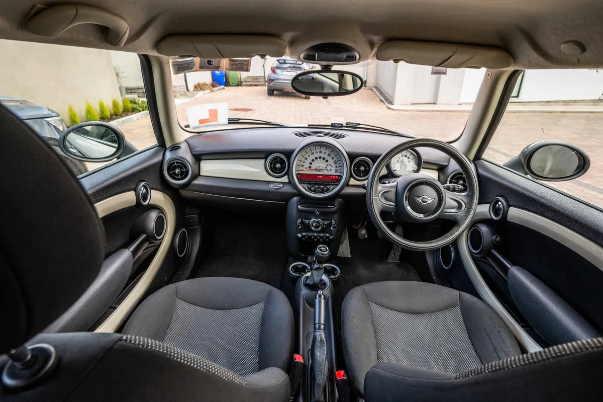 Mini Cooper 2013 - Image 3