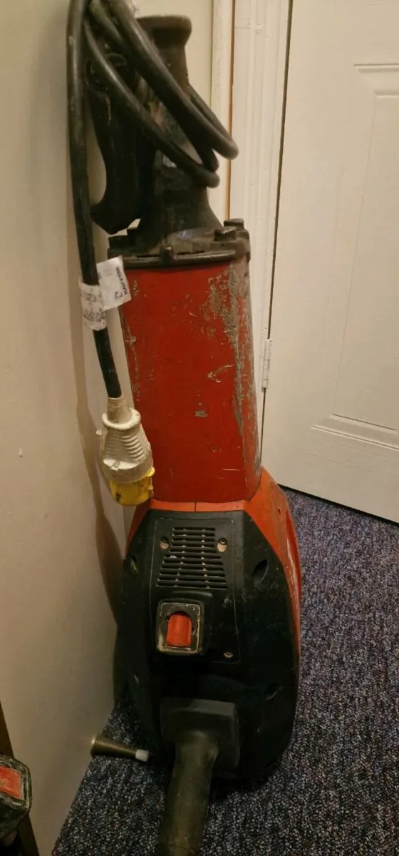 Hilti TE 3000-AVR Demolition breaker - Image 2