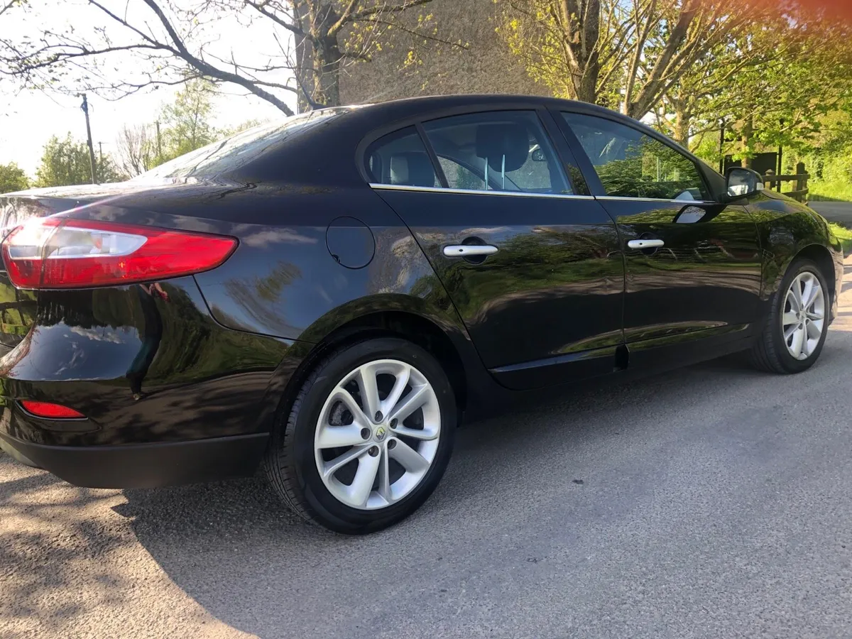 RENAULT FLUENCE TOM TOM AS NEW 😻 - Image 4