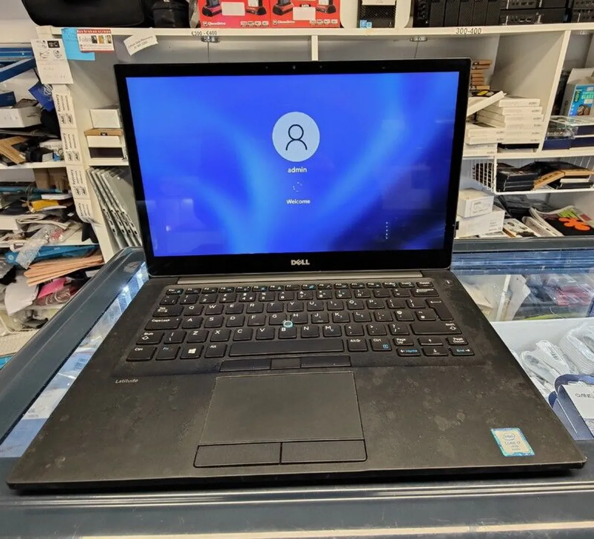Dell Latitude 7480 Intel i7-7600U 2.8GHz, 16GB RAM 500GB SSD Windows 11 Pro (Touch Screen) - Image 4