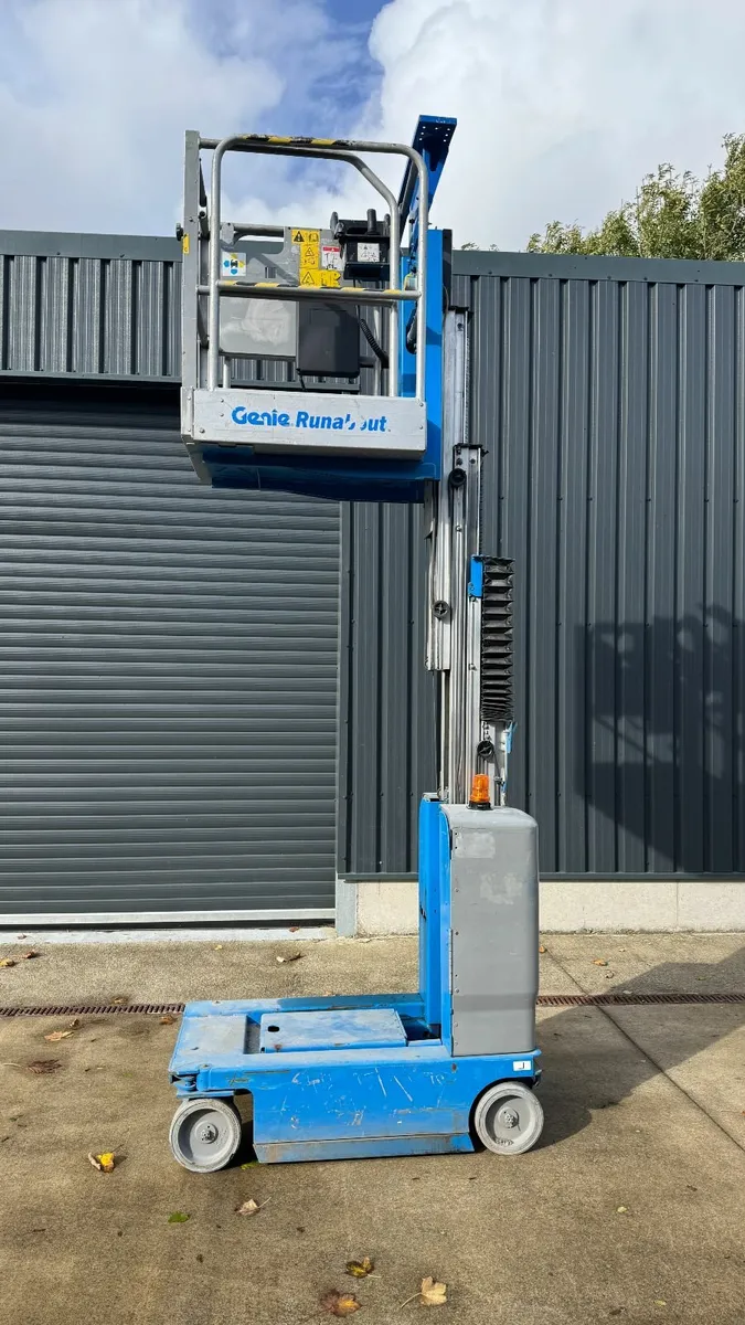 Genie GR15 Runabout Vertical Mast LIFT 330 hrs - Image 1