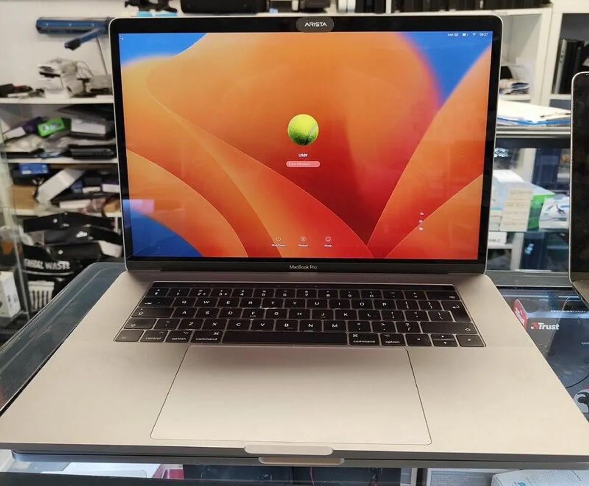 Touch Bar Apple Macbook Pro (15"/ Mid 2017) 2.9 GHz Intel Core (i7) 16GB RAM 500 SSD Hard macOS VENTURA Battery Cycle: 621 - Image 2