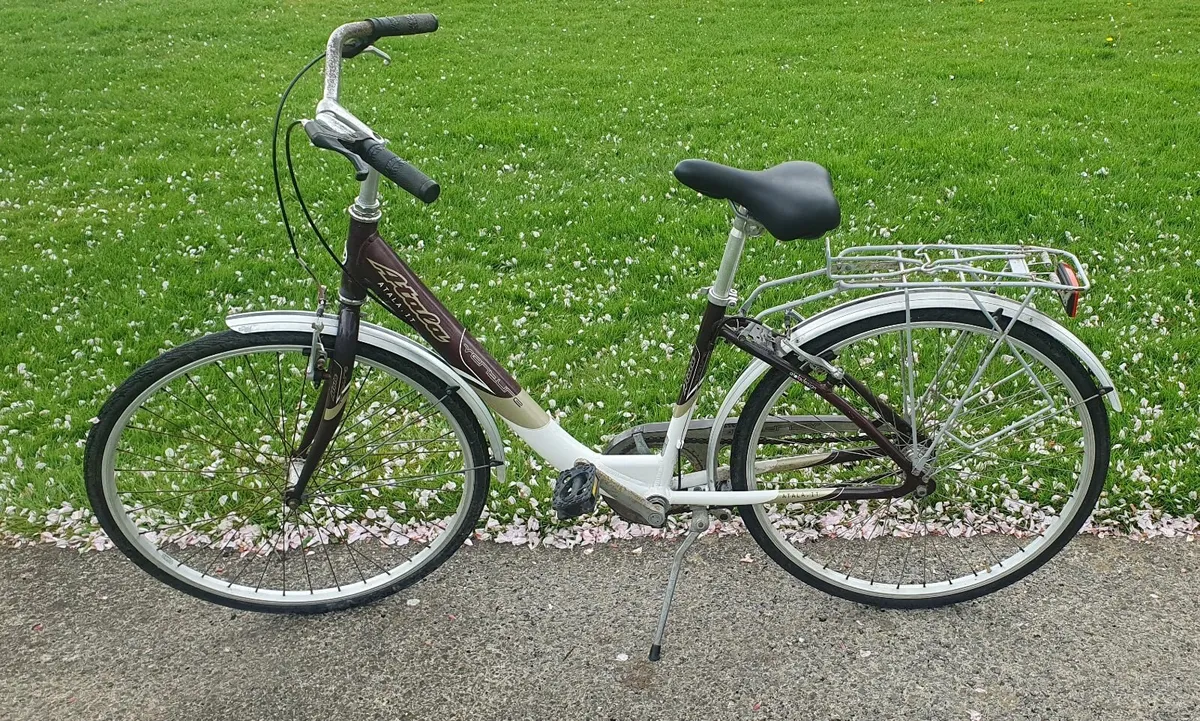 Ladies Bike - Image 1