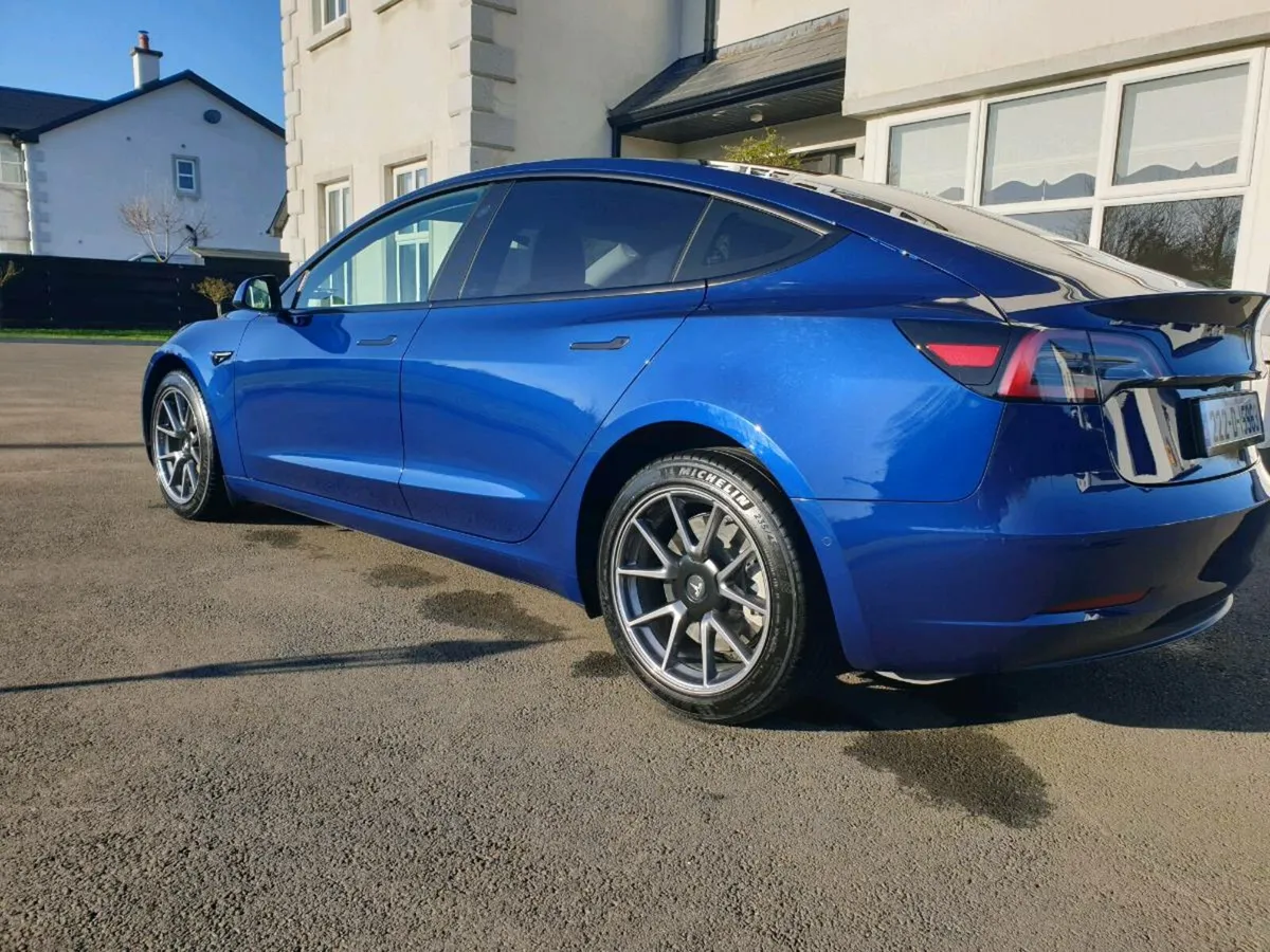 Tesla Model 3 2022 Standart Range Plus . - Image 4