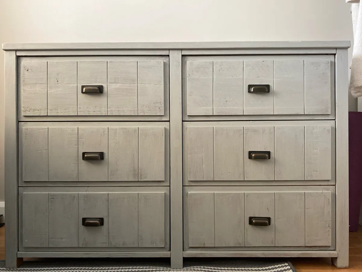 Sideboard/Dresser - Image 1