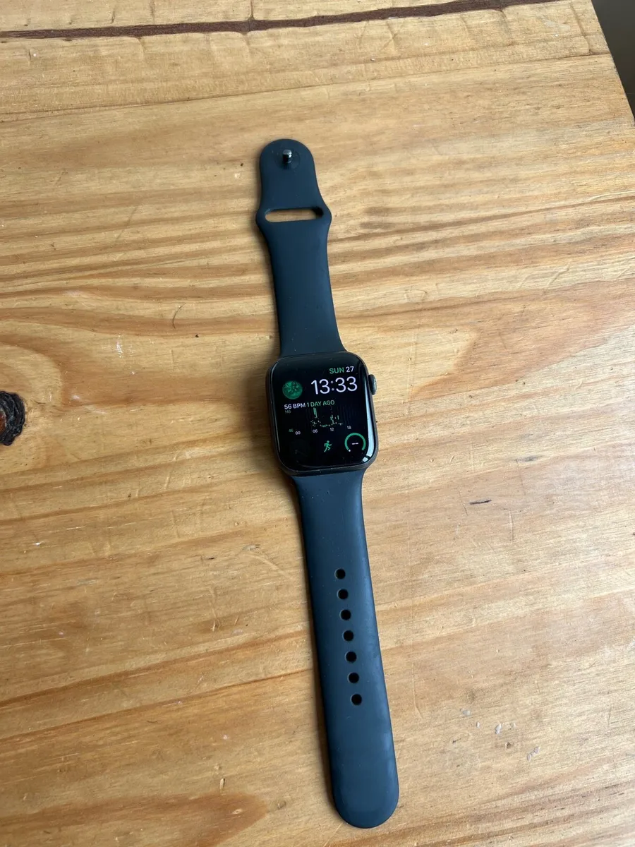 Apple Watch Series 6 - Image 1