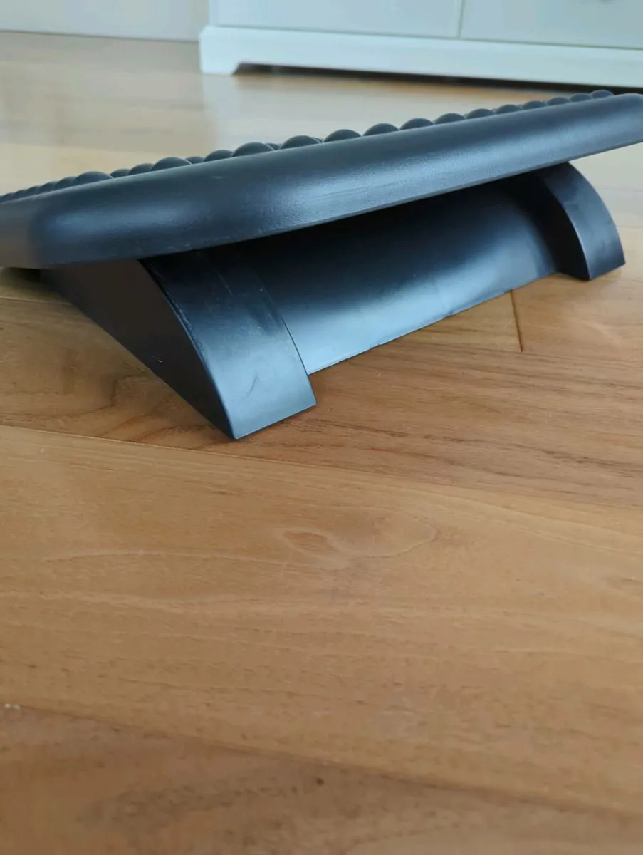 Ergonomic foot rest - Image 2