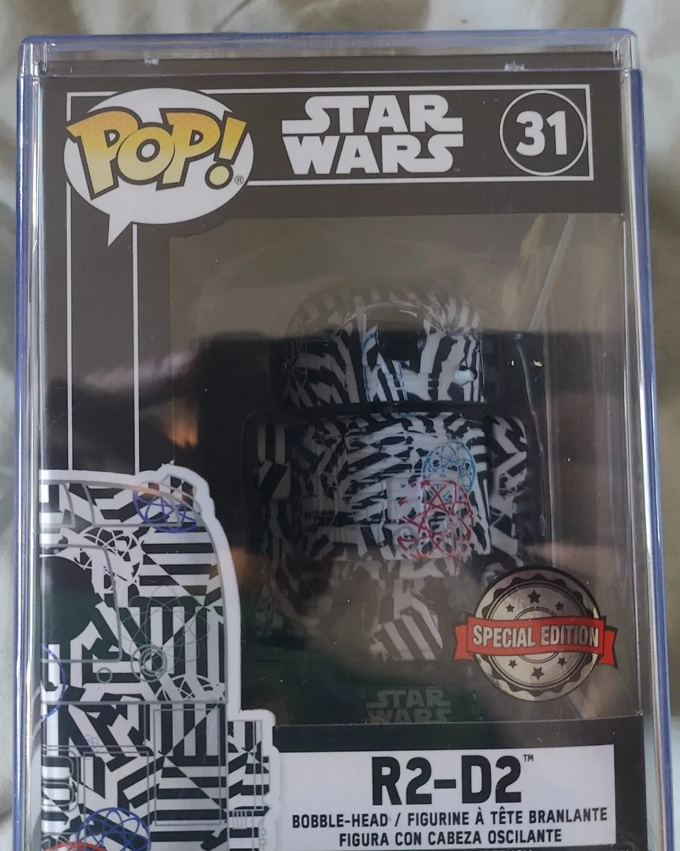 Funko Pop R2-D2 Star Wars Art Series Special Ed