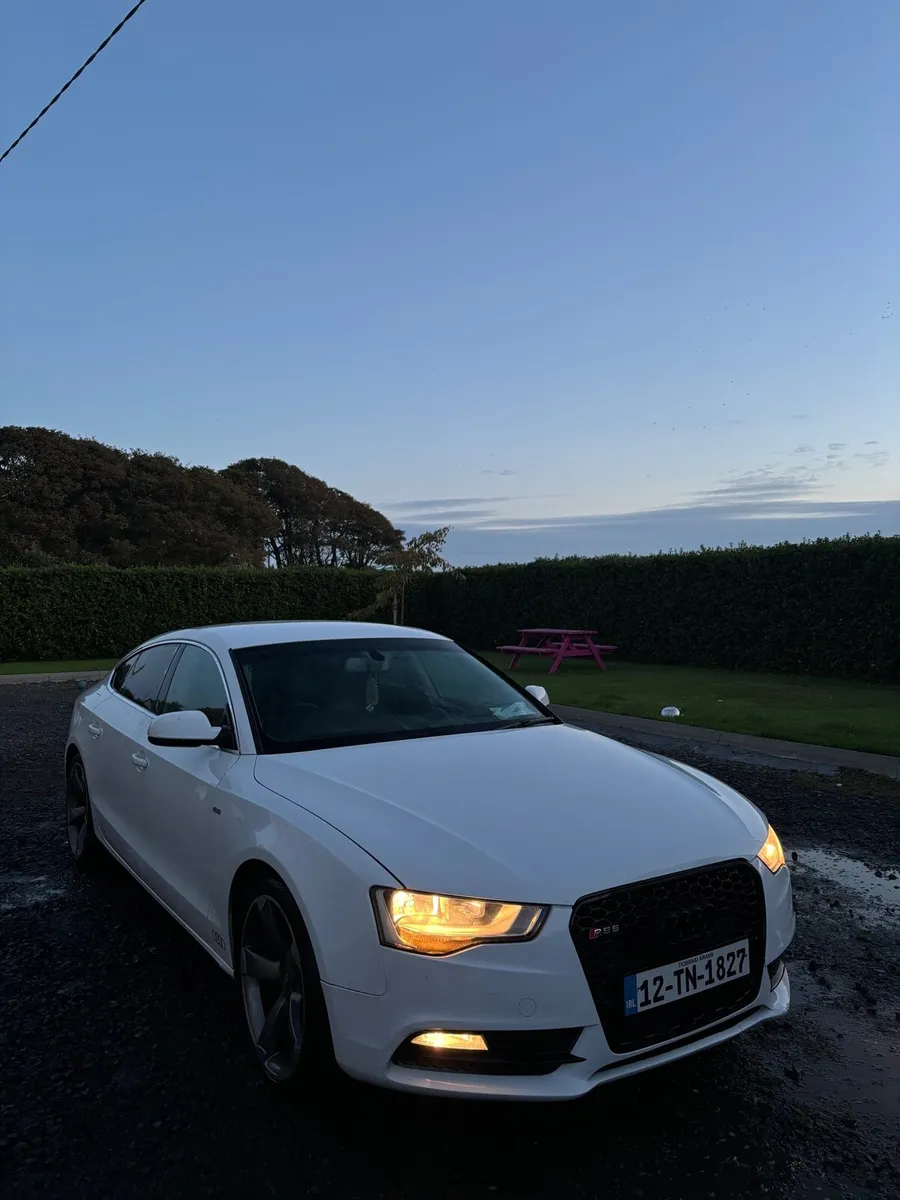 Audi A5 2012 - Image 2