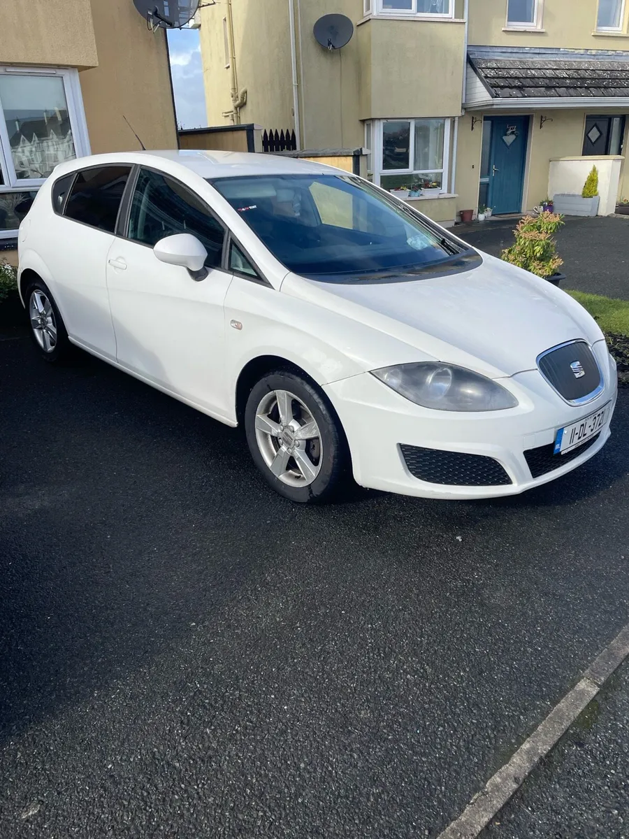 11 seat Leon 1.6 eccomotive - Image 1