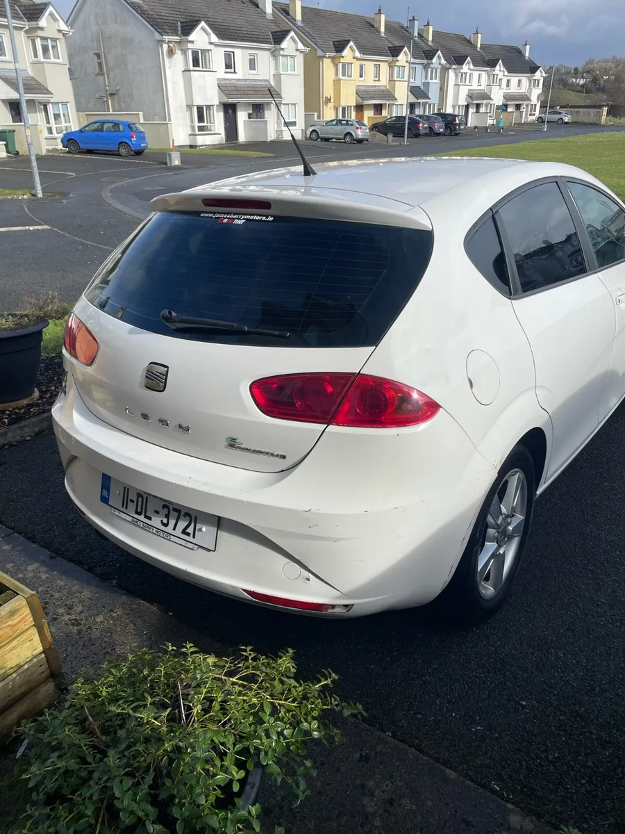 11 seat Leon 1.6 eccomotive - Image 3