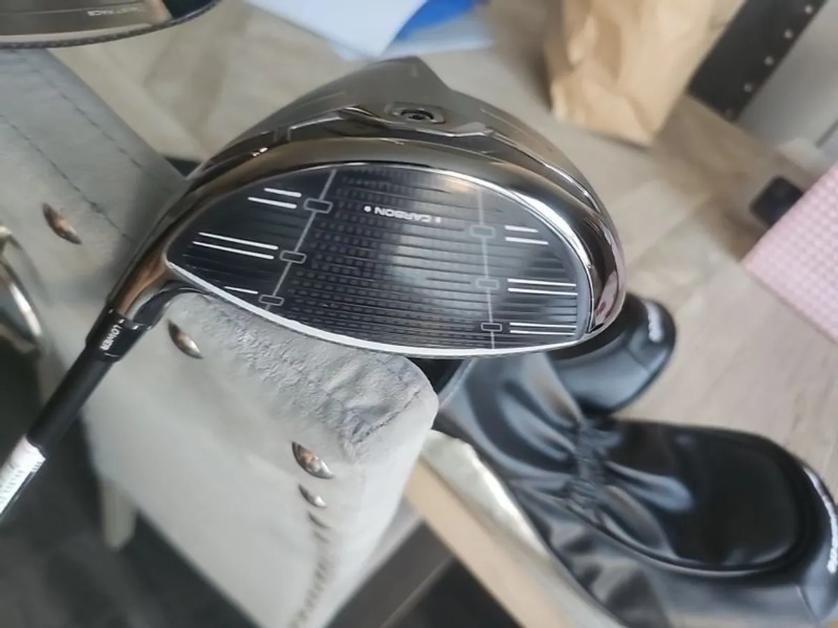 Taylormade Qi35 driver - Image 1