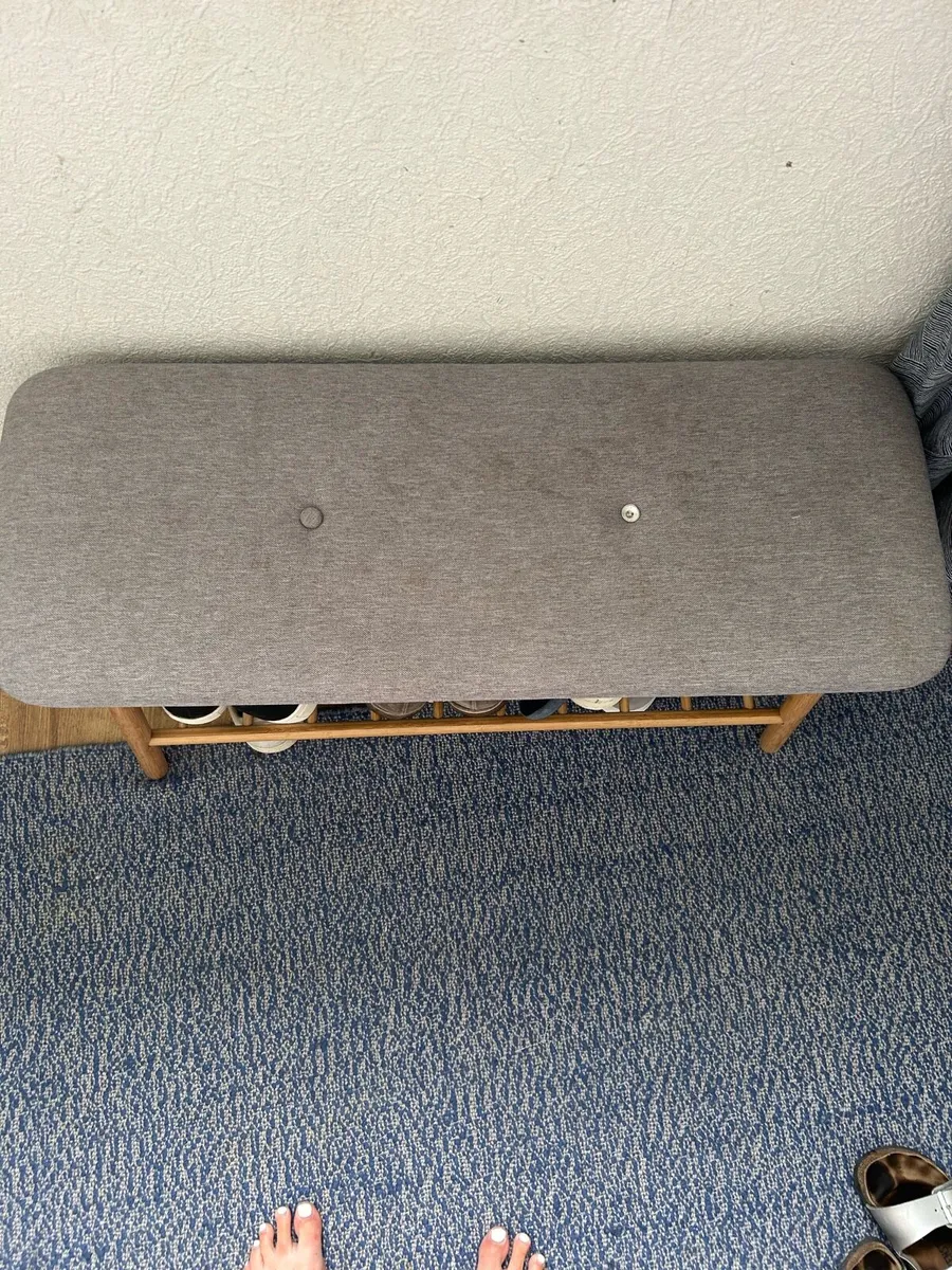 Shoe rack and bench - Image 1