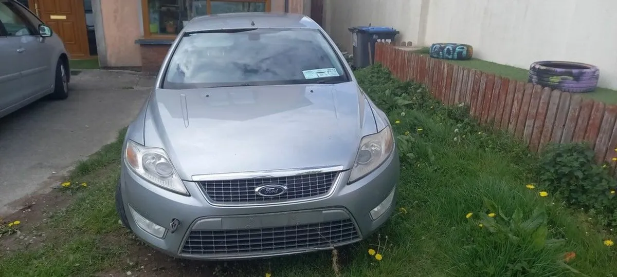 Mondeo Titanium 2007 2.0 diesel parts - Image 2