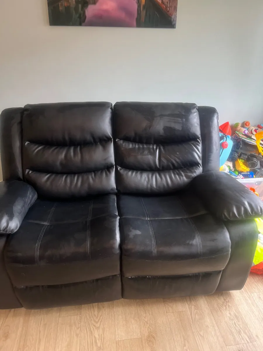 Two seater recliner - Image 1