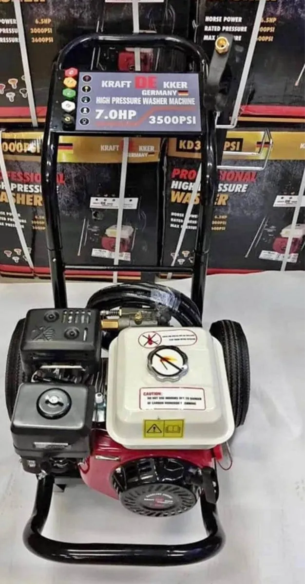 3700PSI PRESSURE WASHER ONLY €280 - Image 4