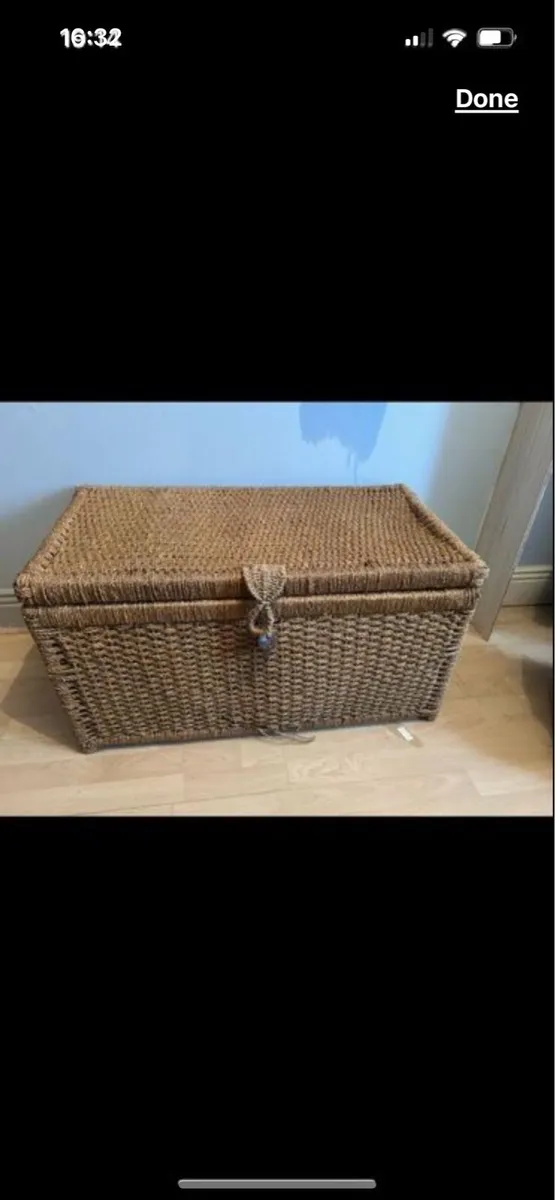 Wicker basket - Image 1