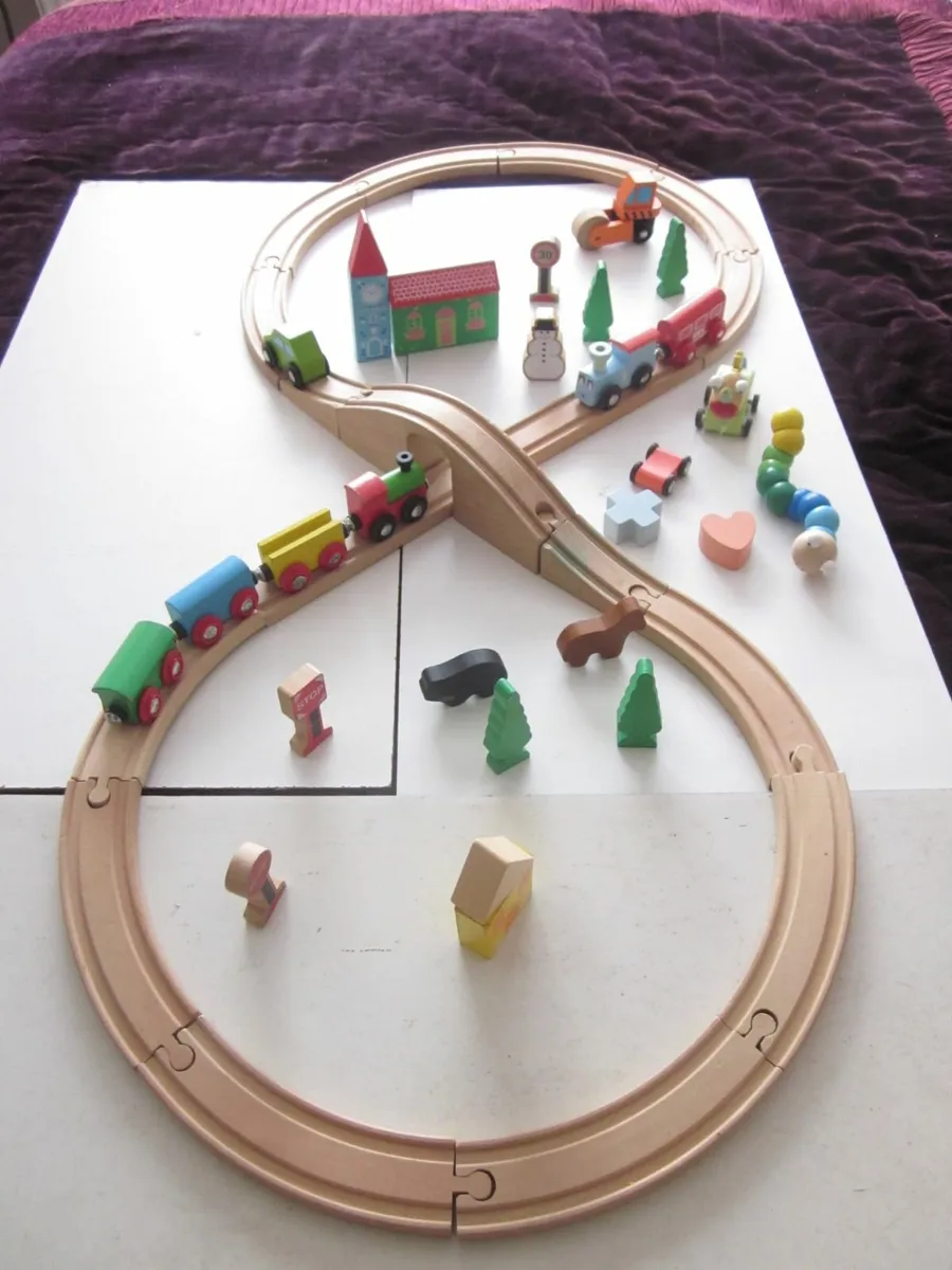 Wooden Train Set 37 Pieces + - Image 1