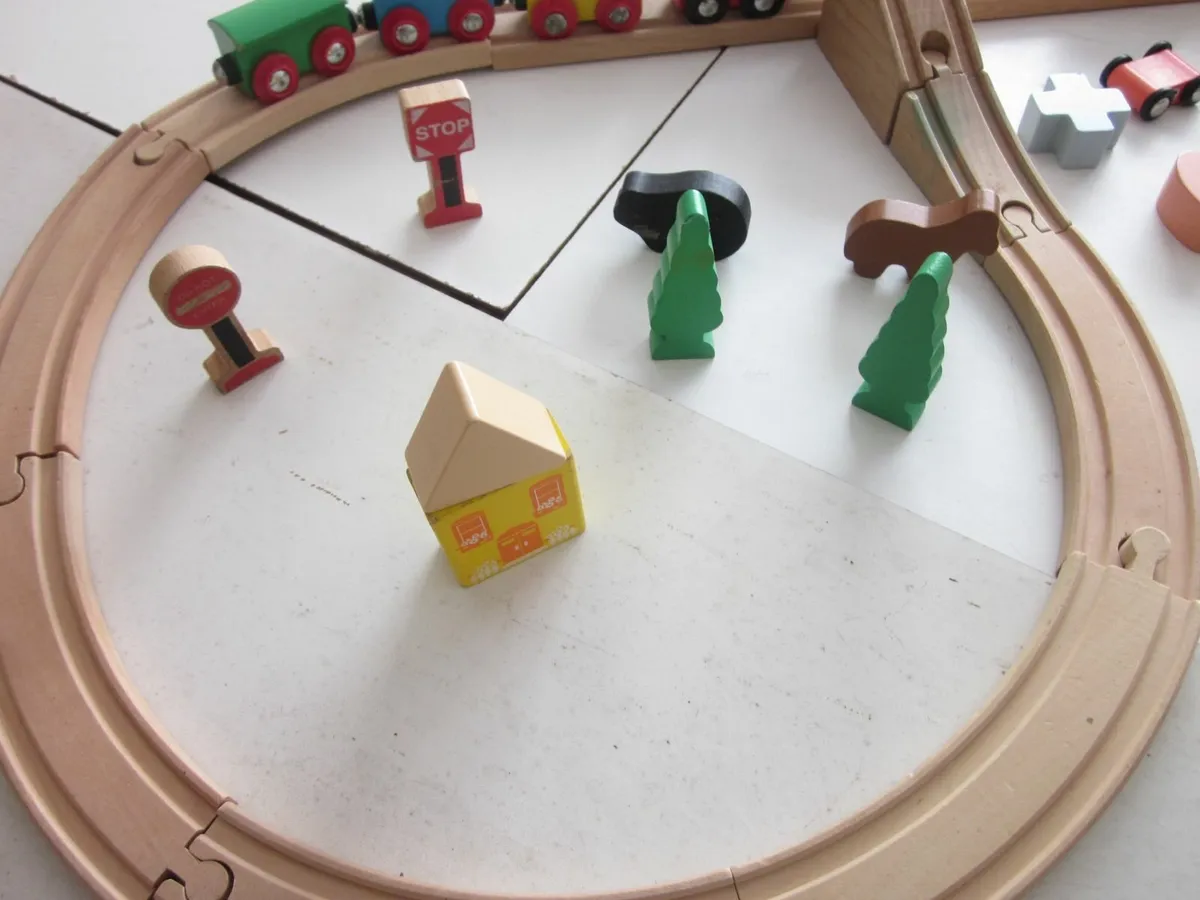 Wooden Train Set 37 Pieces + - Image 2