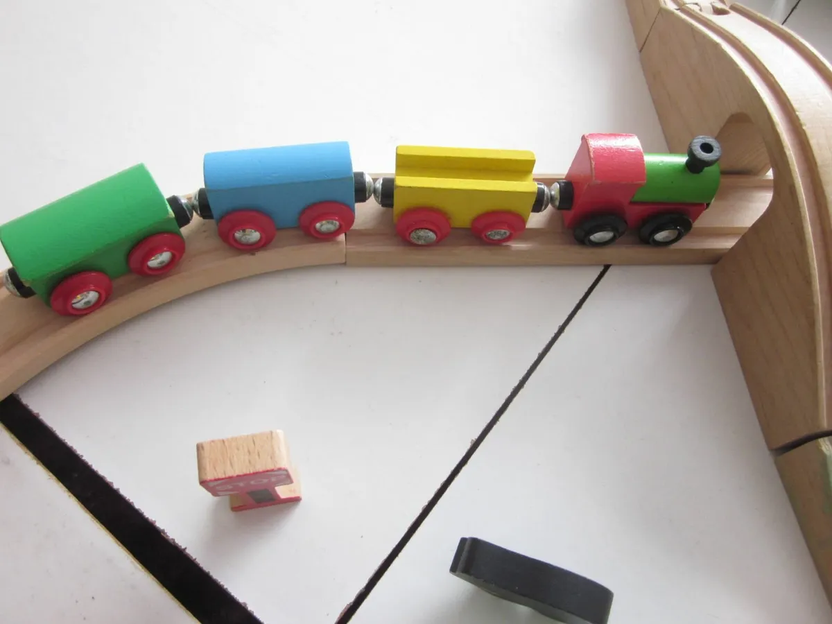 Wooden Train Set 37 Pieces + - Image 3