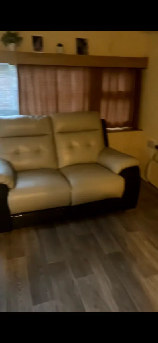 Mobile Home for sale - Image 2