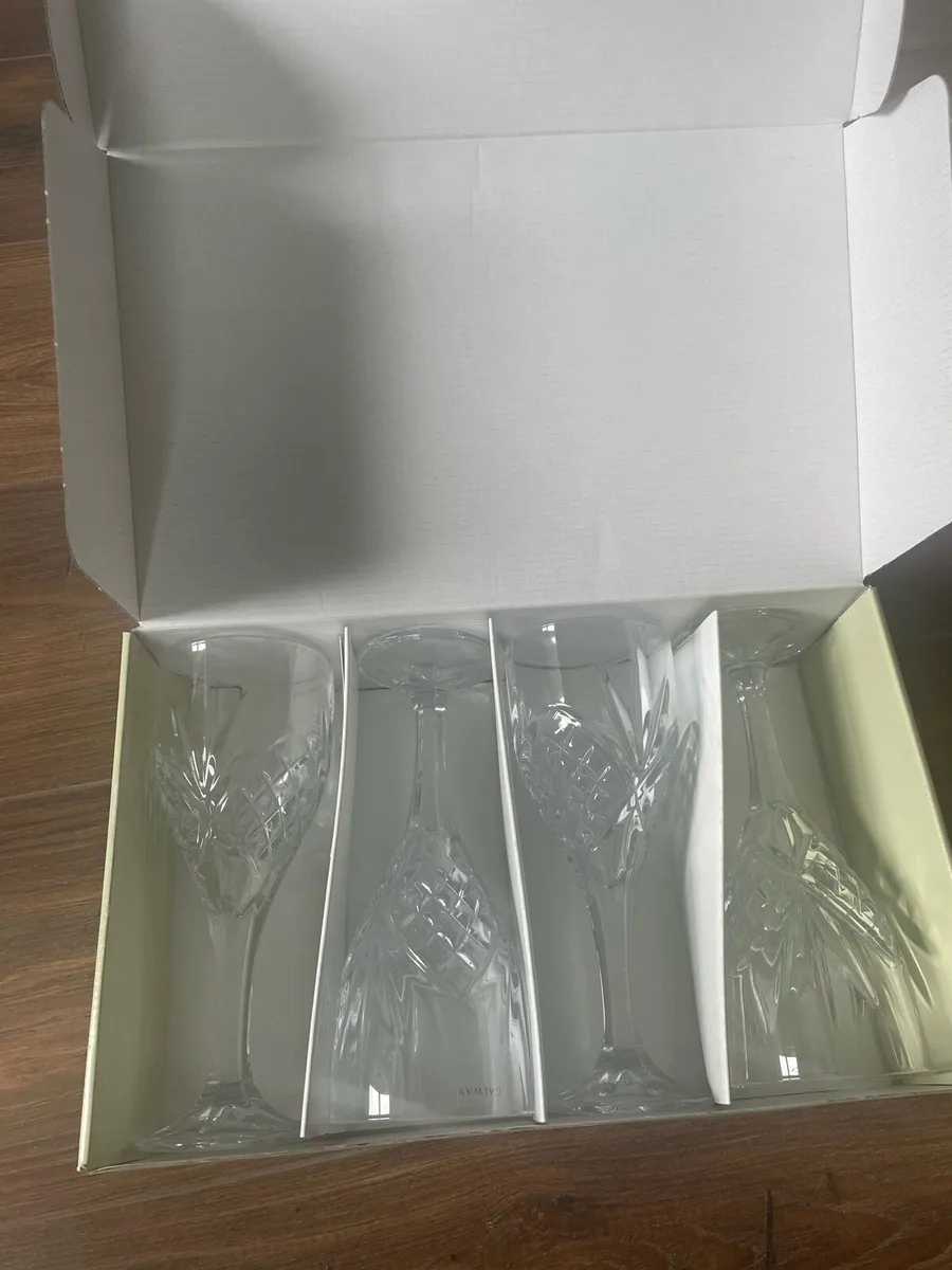 Wine glasses - Image 2
