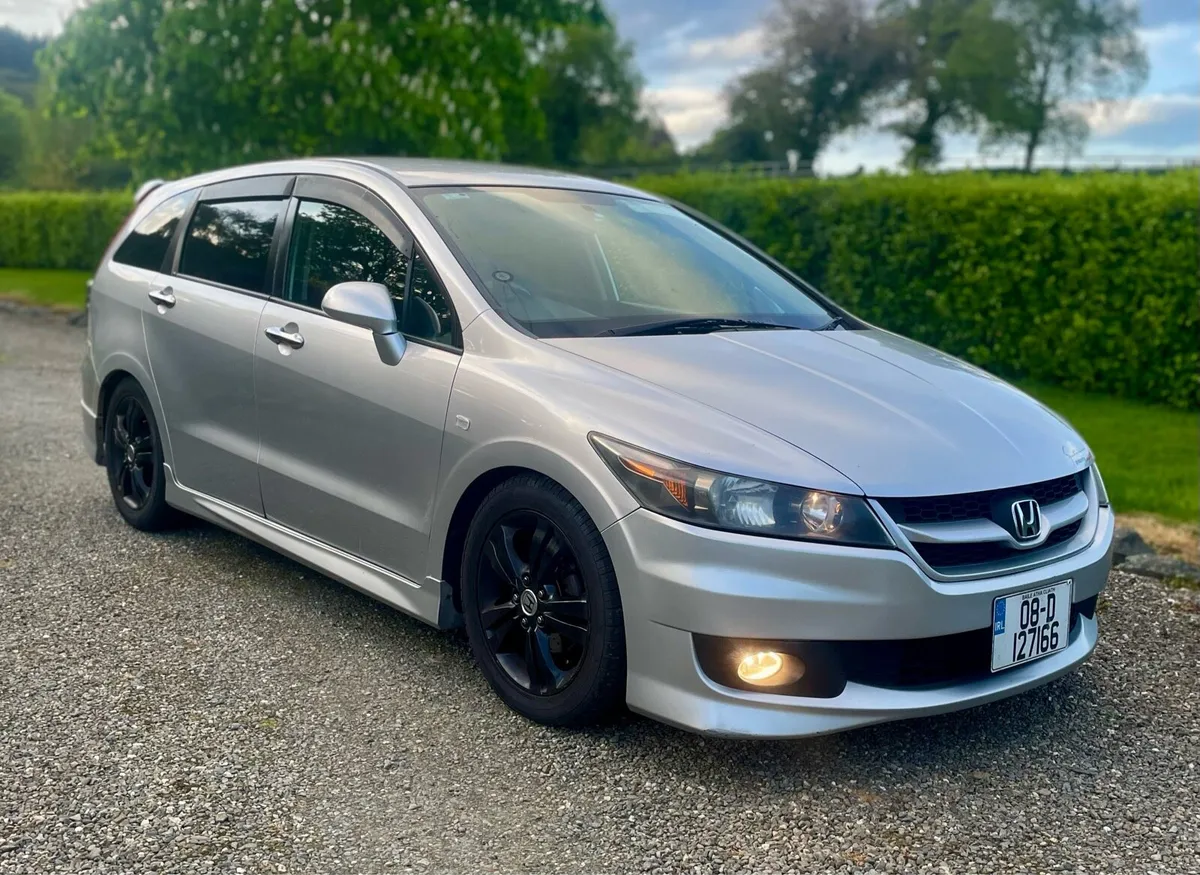 08 HONDA STREAM RSZ AUTO 7 SEATER LOW KMS - Image 1