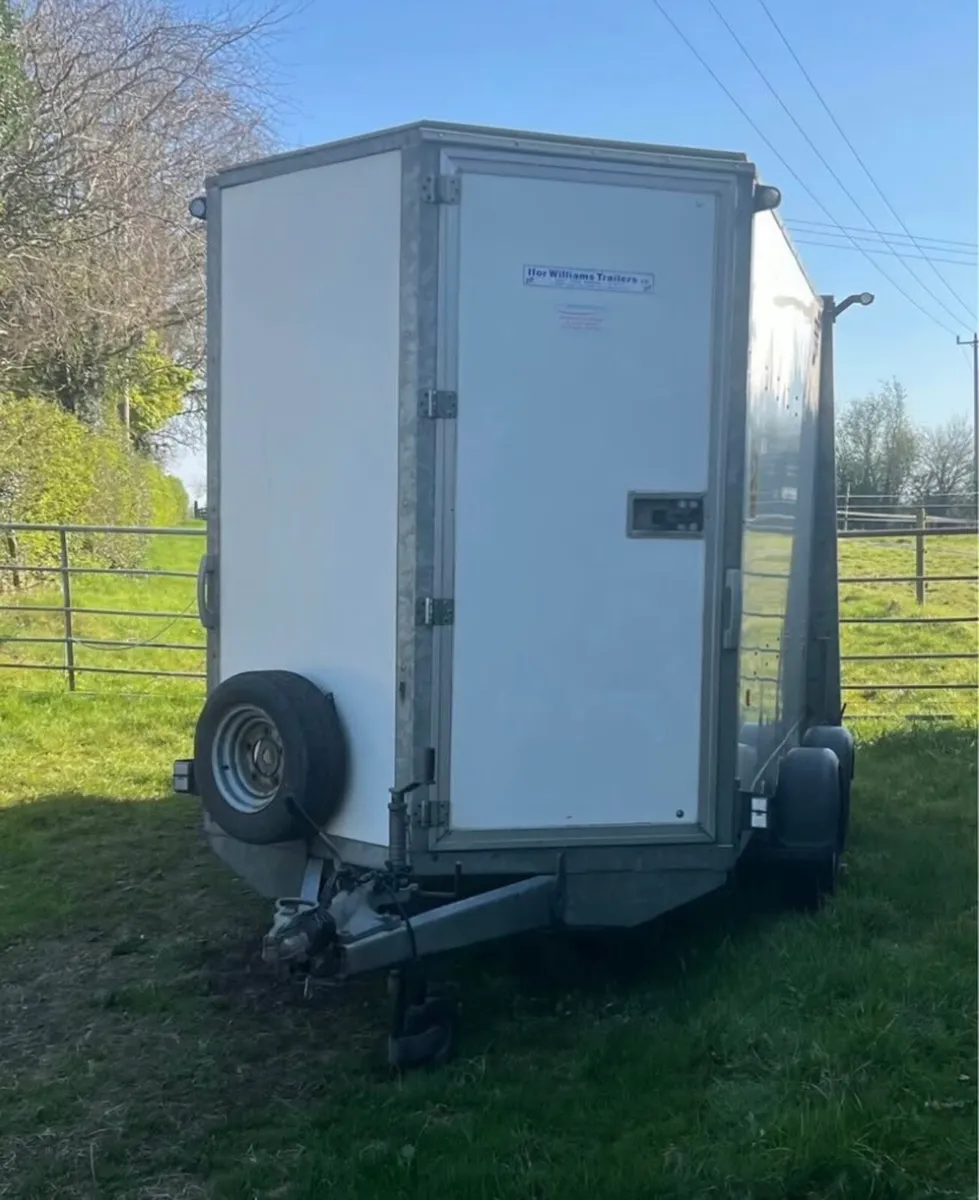Ifor Williams  10x6x7 ifor Williams box trailer - Image 1