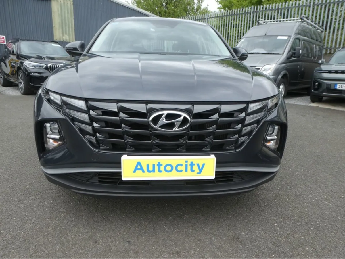 Hyundai Tucson Ix35 Comfort Plus 5DR - Image 2