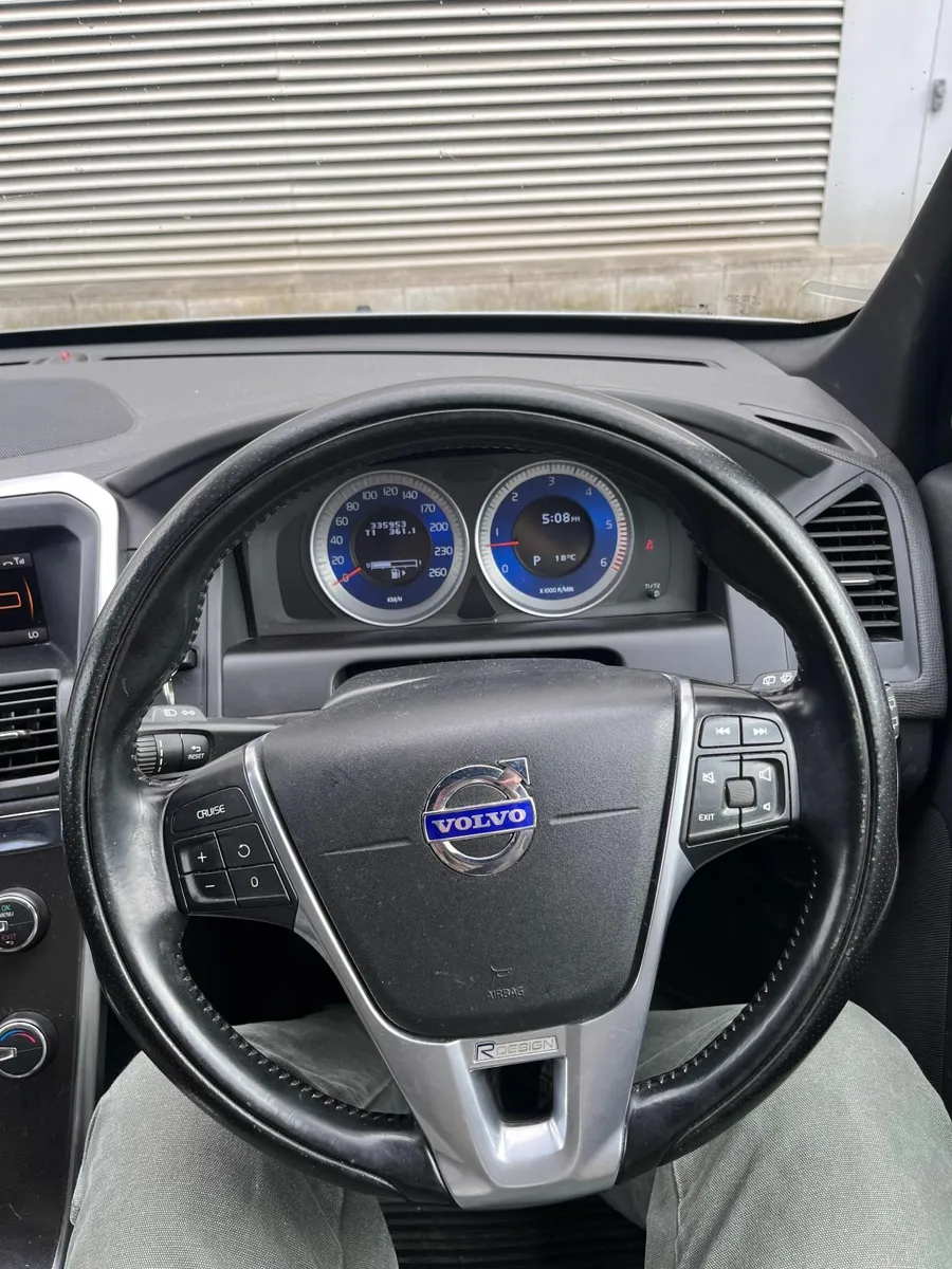 Volvo XC60 2013 - Image 4