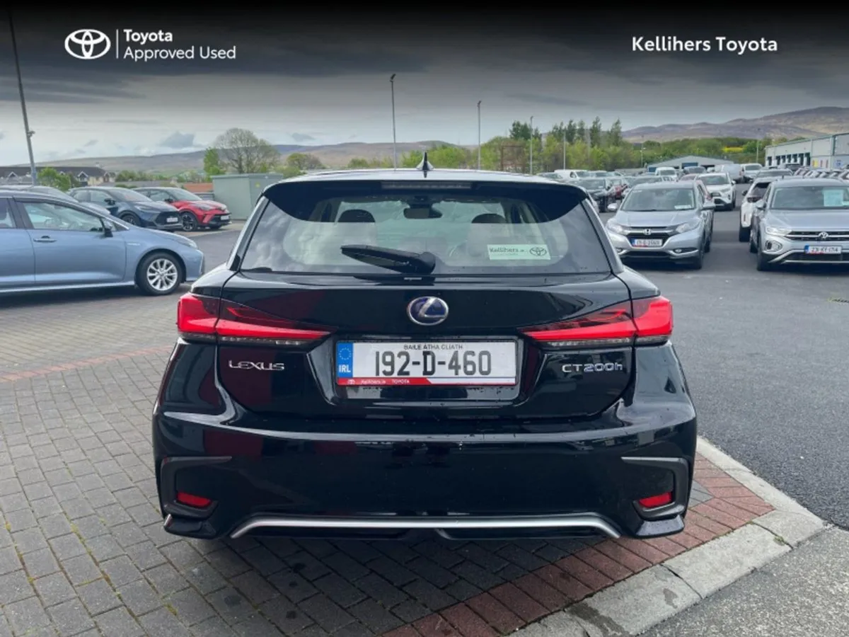 Lexus CT200H Executive Auto - Image 4