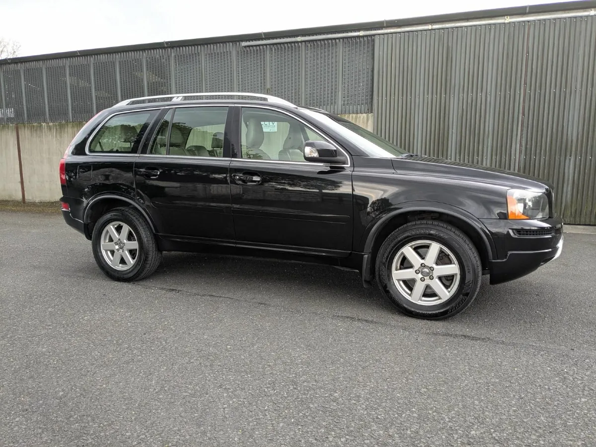Volvo XC90 2013 - Image 1