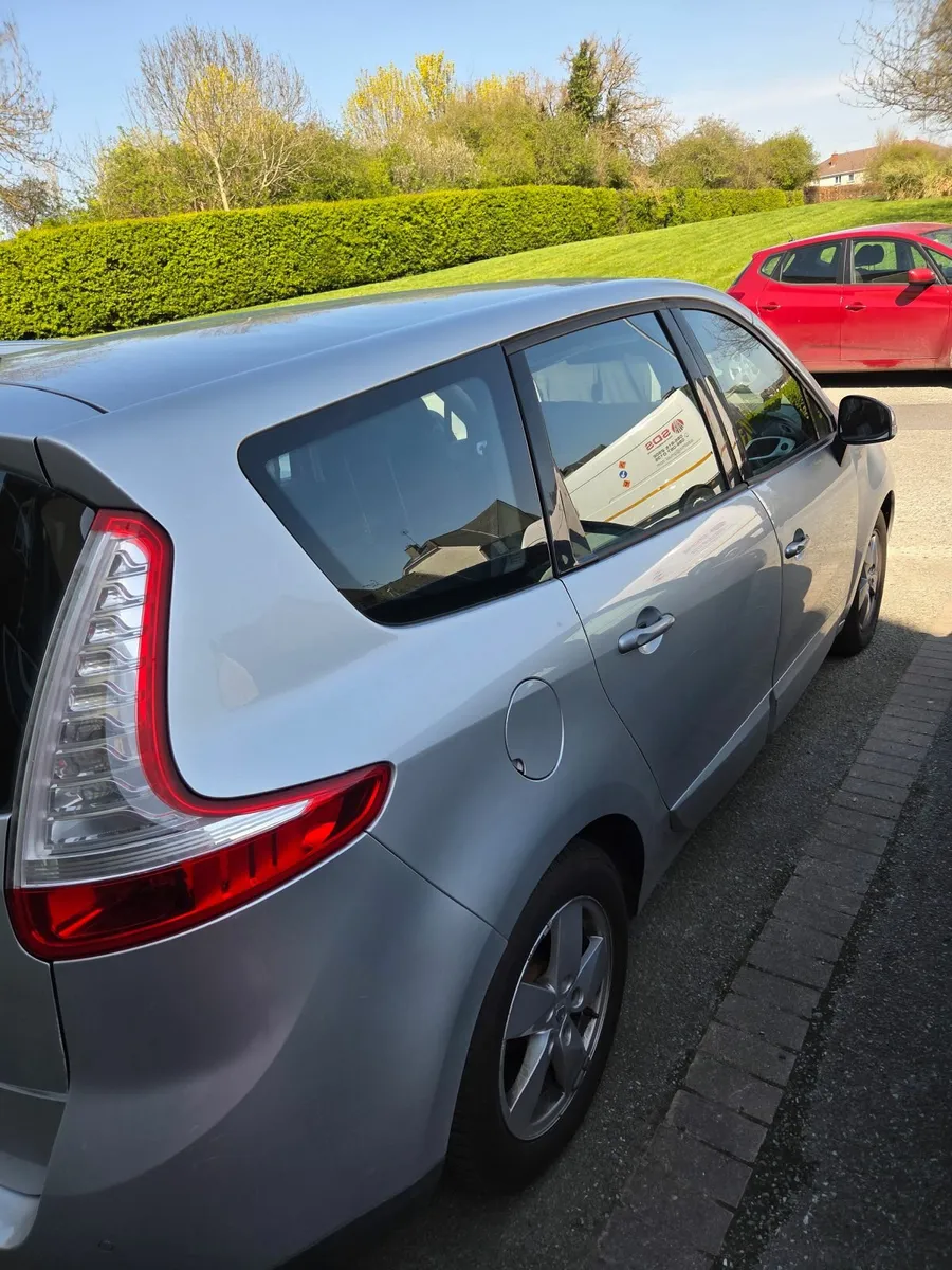 Renault Grand Scenic 2009 - Image 4
