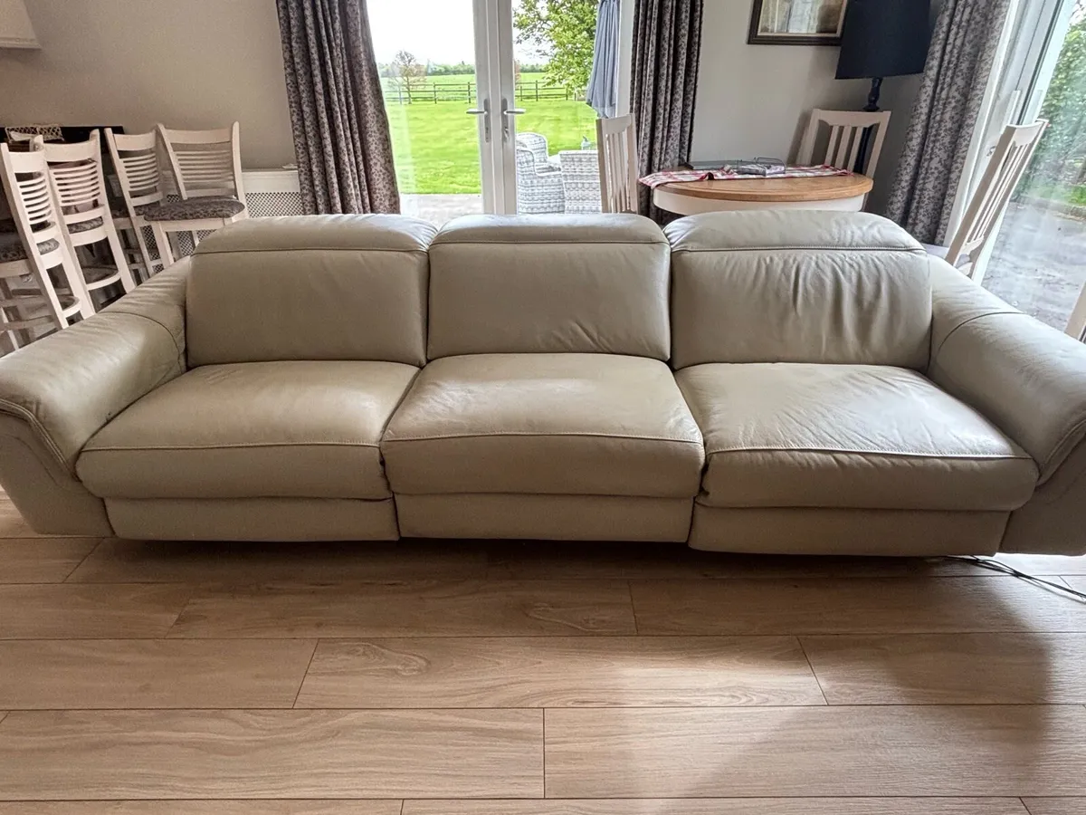 Cream leather couch - Image 4