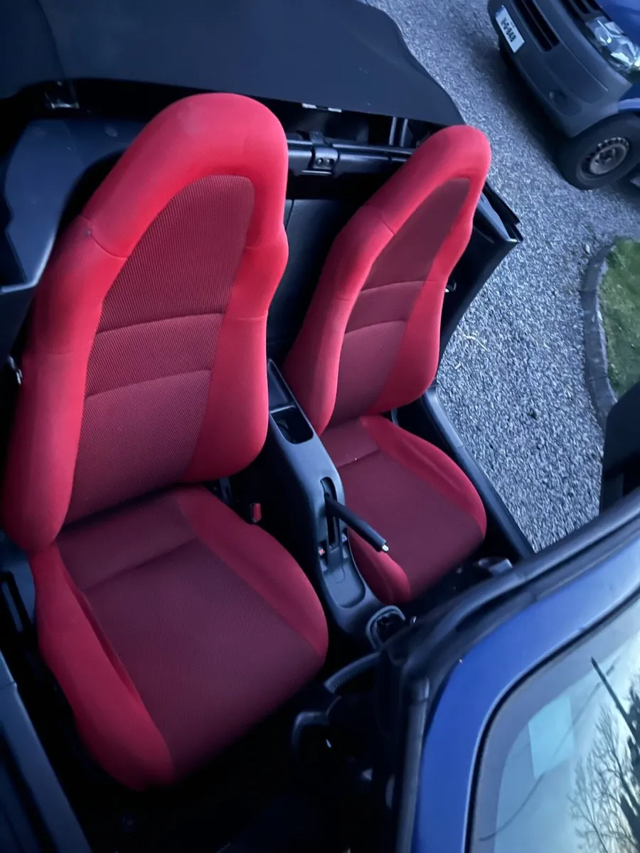 Toyota MR S - Image 2