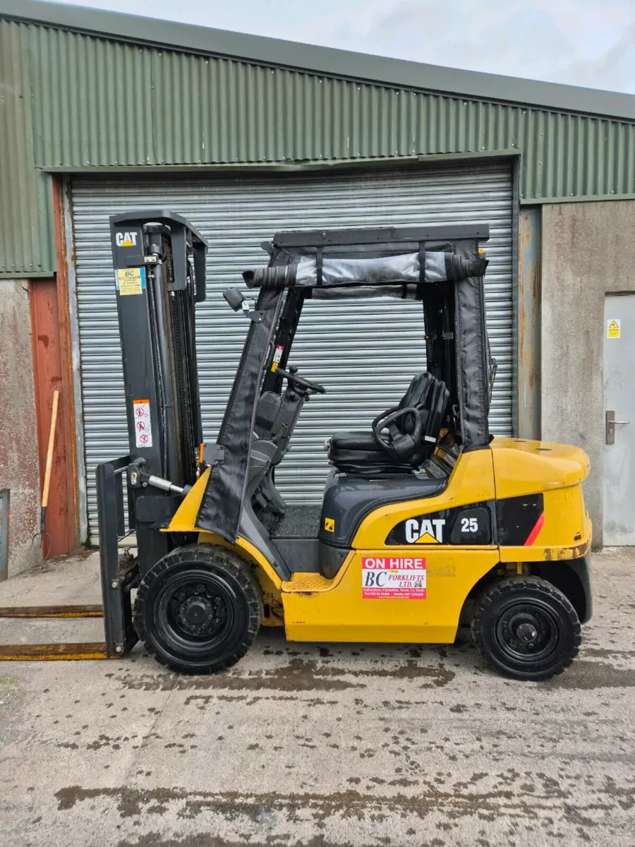 2019 Cat Forklift # ONLY 693HRS !!! # - Image 1