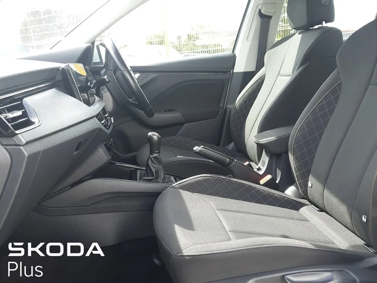 Skoda Kamiq  incredible Value amb 1.0tsi 110HP - Image 3