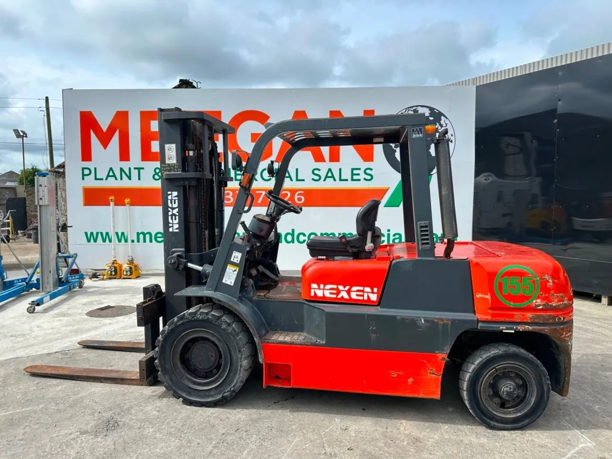 NEXEN ... 5 TON ... FORKLIFT... 3,200 HOURS - Image 3