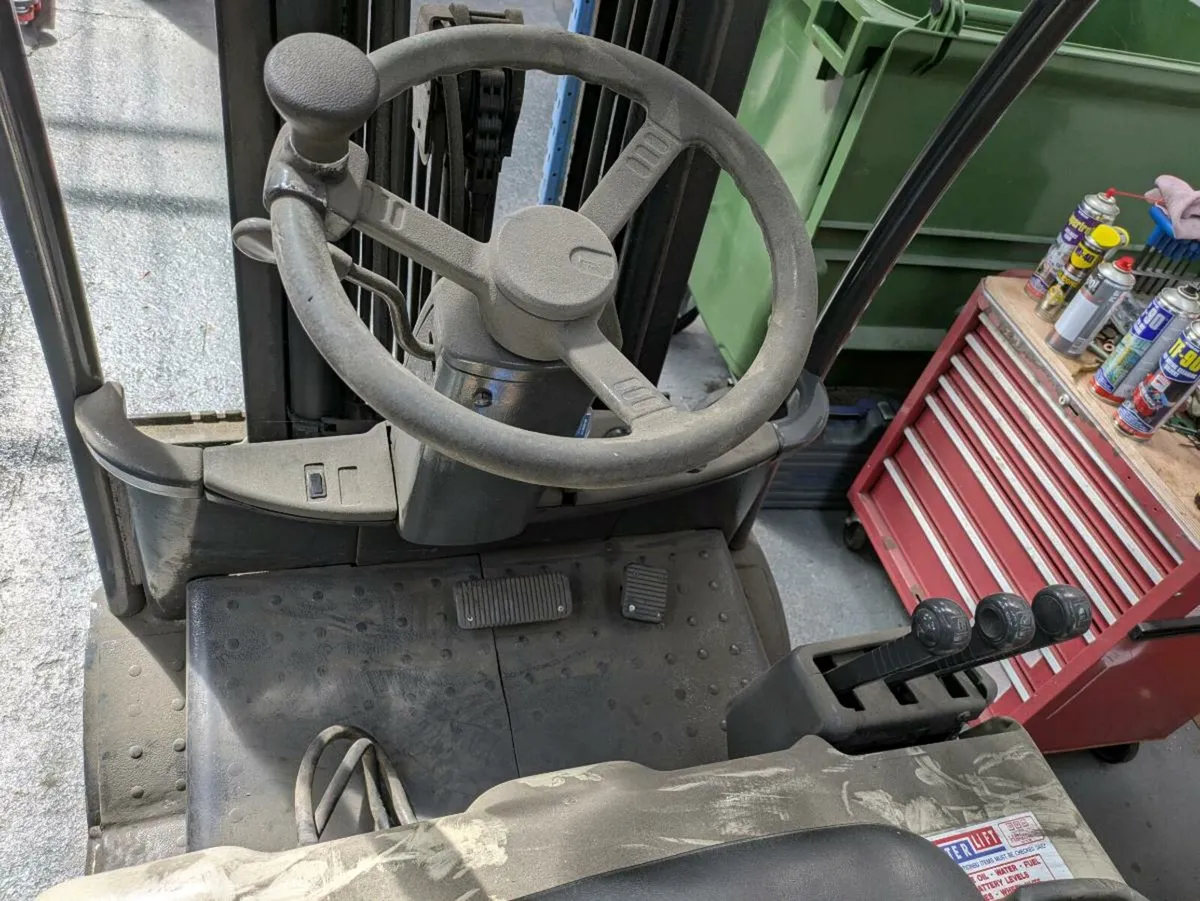 Crown sc electric forklift - Image 3