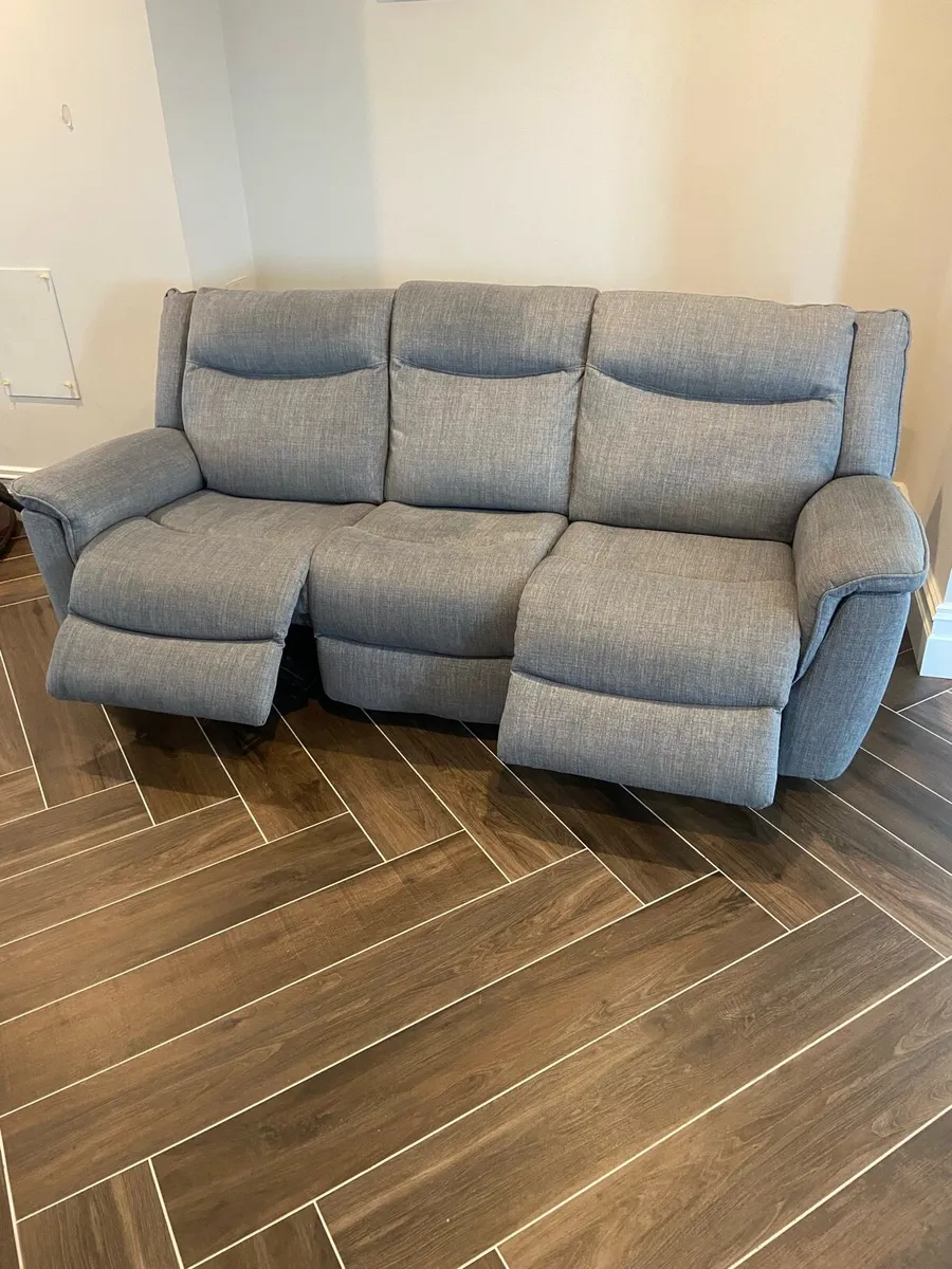 Electric sofa - Image 1
