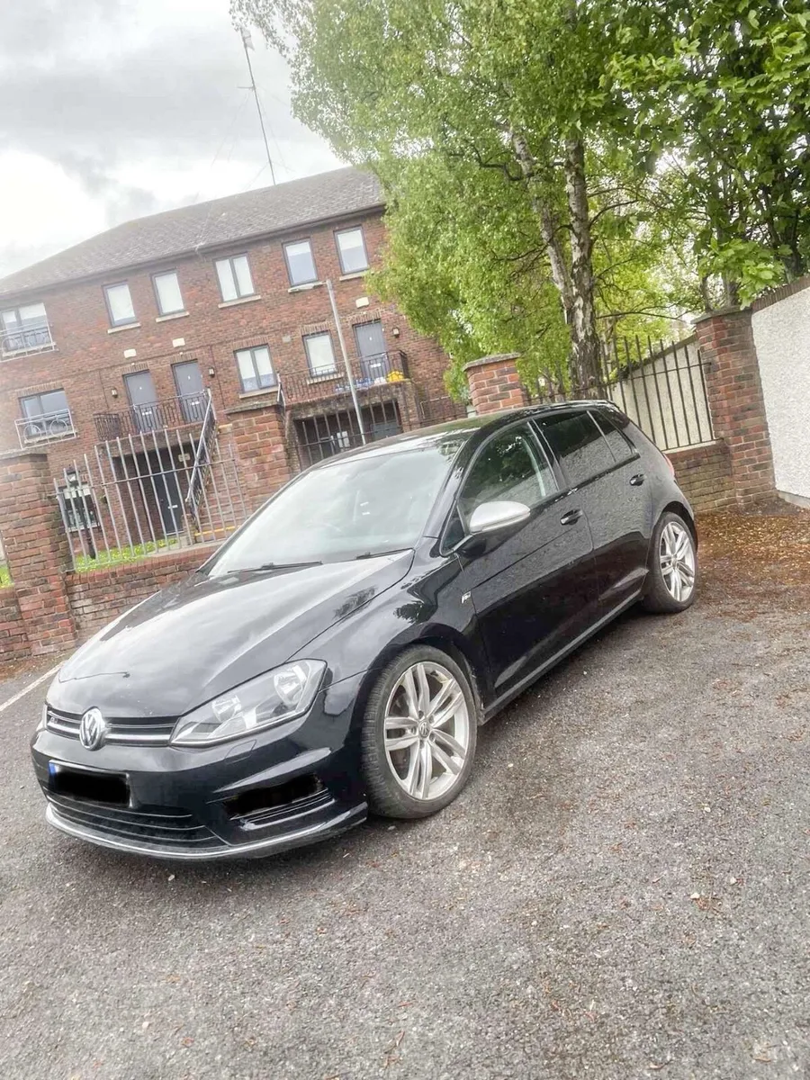 Volkswagen Golf 2013 - Image 1