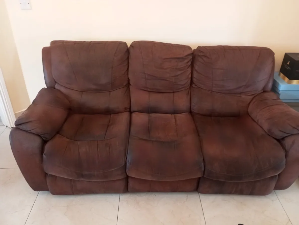 Free 2 & 3 Seater Couch - Image 1