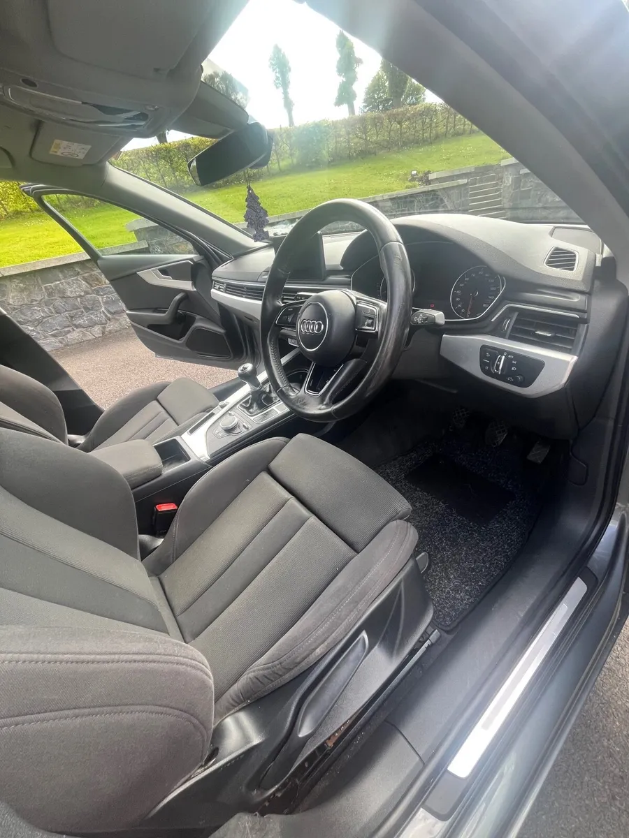 Audi A4 2.0 TDI ULTRA SPORT 150BPS 4 - Image 4