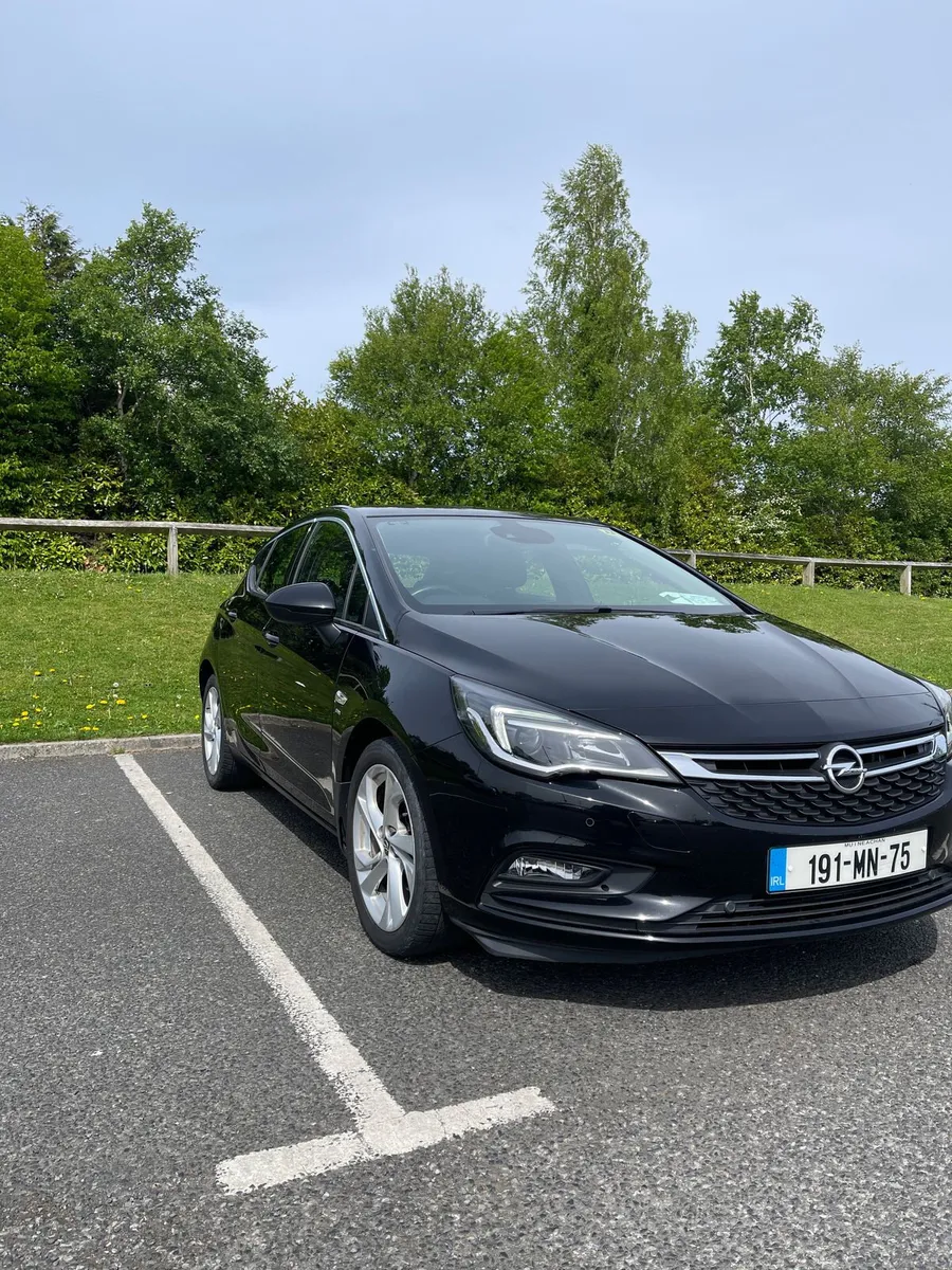 Opel Astra 2019 Low km New NCT - Image 2