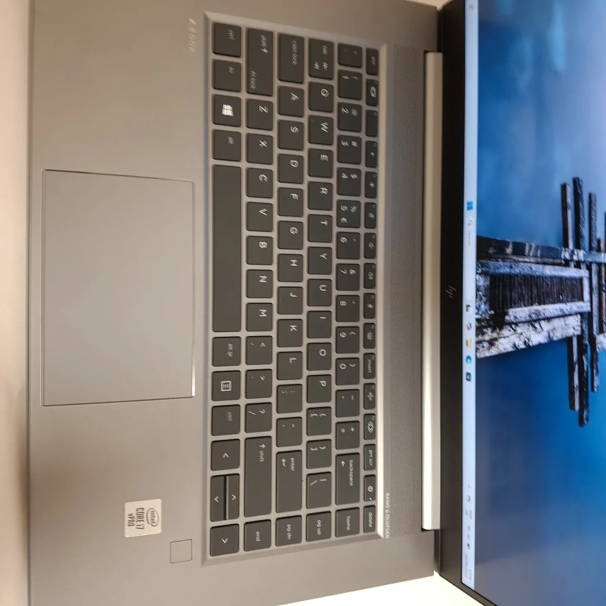 HP ZBook Studio G7 – Intel i7-10850H | 32GB RAM | - Image 2